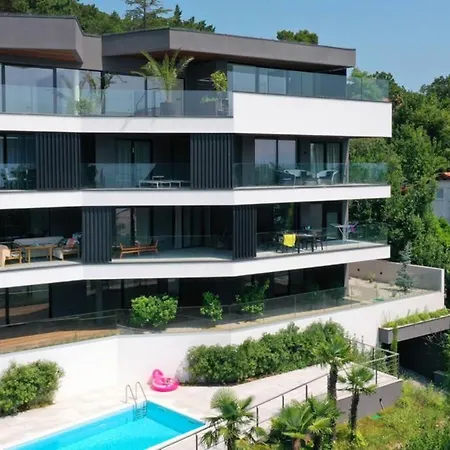 Marena - Trees To Seas Luxury Escape Abbazia